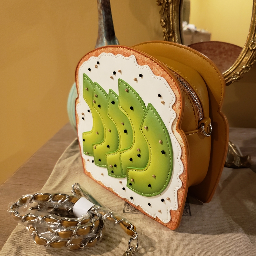 A Toast To You Brunch Avocado Toast Beaded Crossbody Bag - Sold Out! NWT! - Picture 4 of 9